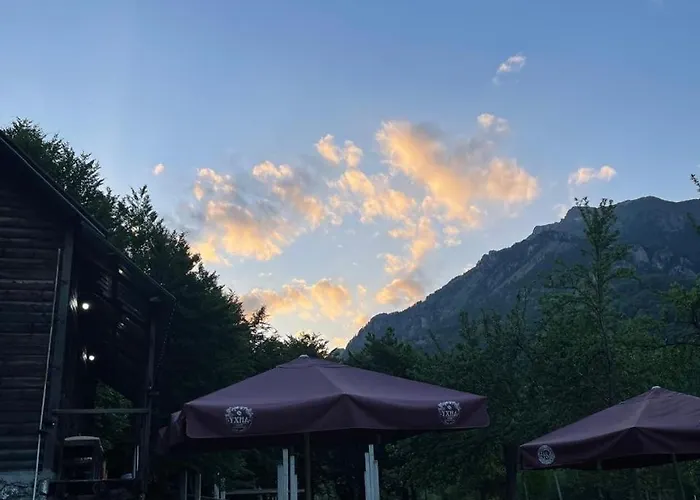 Bujtina Frati Vermosh